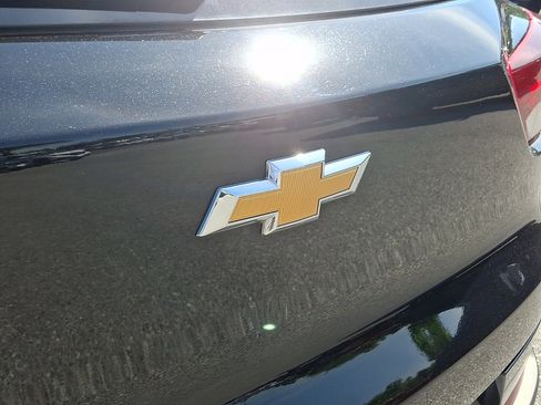 Used 2023 Chevrolet TrailBlazer LT FWD image 30