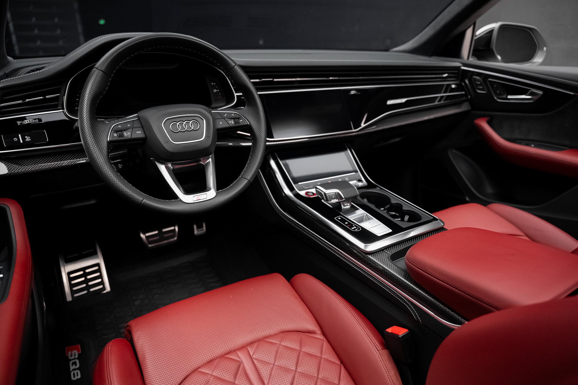 Used 2022 Audi SQ8 Prestige AWD/4WD image 2