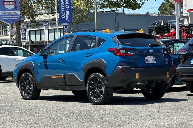 Used 2025 Subaru Crosstrek 2.5i Wilderness w/ Crosstrek Mirror Package AWD/4WD image 6