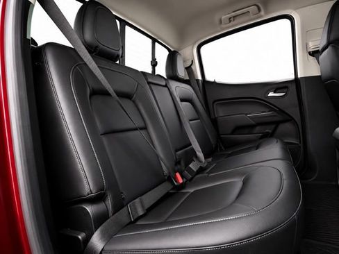 Used 2021 Chevrolet Colorado Z71 w/ Safety Package AWD/4WD image 29