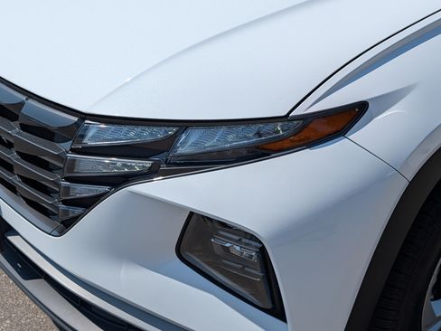 Certified 2023 Hyundai Tucson SEL AWD/4WD image 16