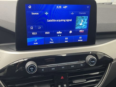 Used 2022 Ford Escape SE image 15