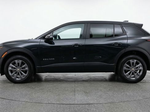Used 2025 Chevrolet Equinox LT FWD image 5