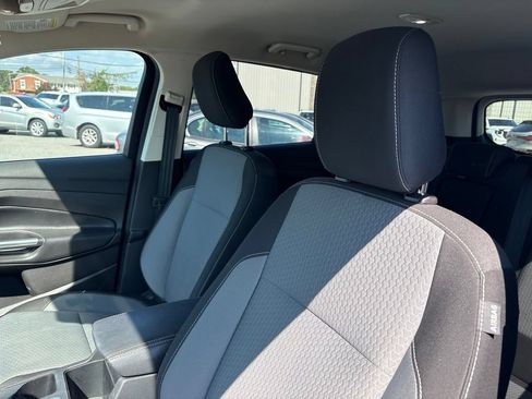 Used 2019 Ford Escape SE AWD/4WD image 3