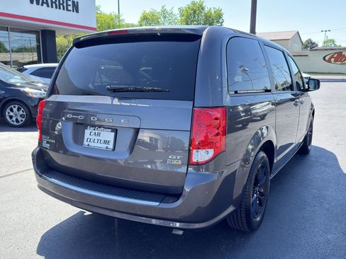 Used 2019 Dodge Grand Caravan GT w/ Safety Sphere Group FWD image 16