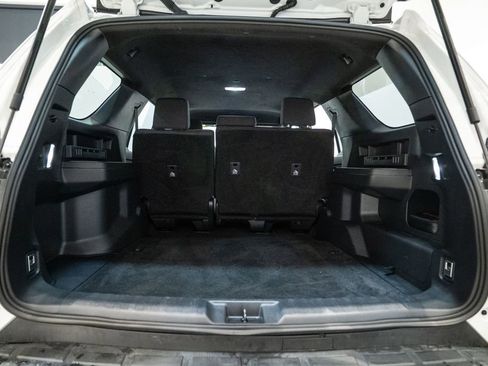 Certified 2025 Toyota 4Runner SR5 image 32