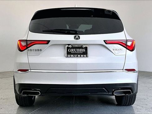 Certified 2024 Acura MDX FWD image 4