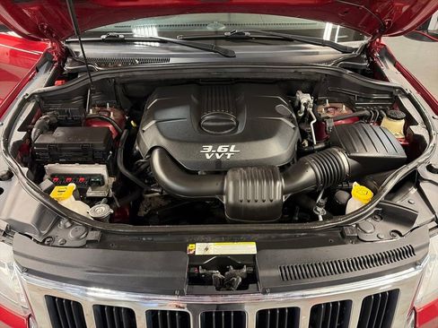 Used 2013 Jeep Grand Cherokee Limited w/ Trailer Tow Group image 11