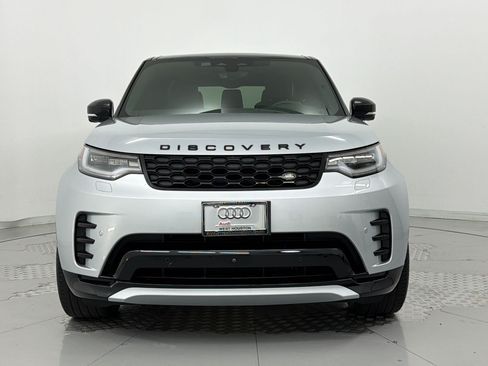 Used 2024 Land Rover Discovery Dynamic SE AWD/4WD image 6