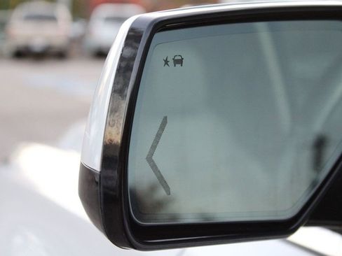 Used 2018 GMC Yukon XL SLT w/ Open Road Package image 35