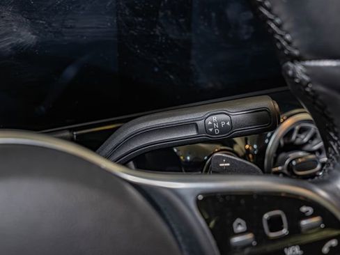 Certified 2022 Mercedes-Benz GLA 250 4MATIC image 17
