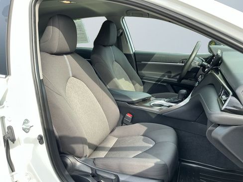 Used 2024 Toyota Camry LE FWD image 16