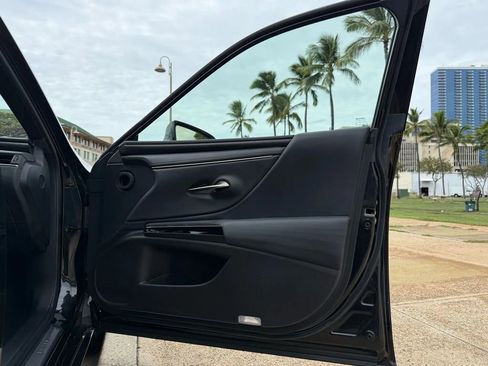 Used 2022 Lexus ES 350 Luxury image 14