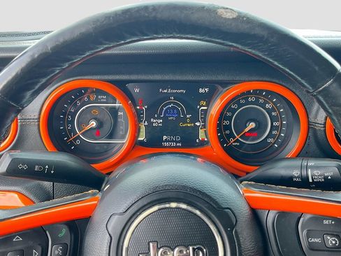 Used 2021 Jeep Gladiator Overland AWD/4WD image 12