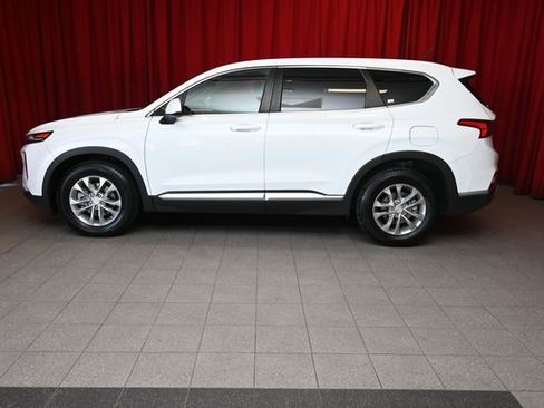 Used 2020 Hyundai Santa Fe SE image 4