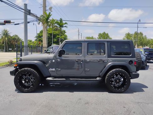 Used 2020 Jeep Wrangler Unlimited Sport S AWD/4WD image 2