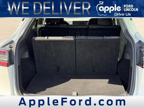 Used 2024 Tesla Model Y Long Range AWD/4WD image 9
