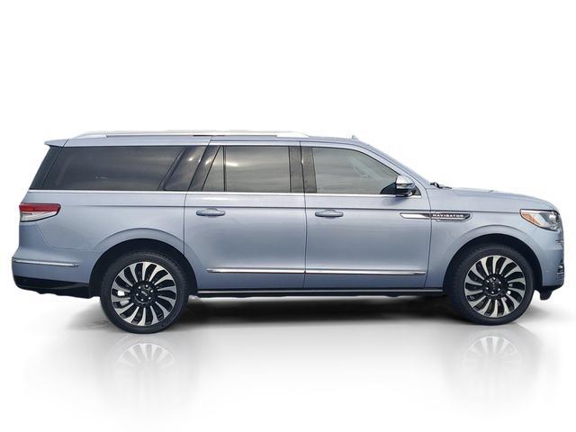 Used 2023 Lincoln Navigator L Black Label AWD/4WD image 8