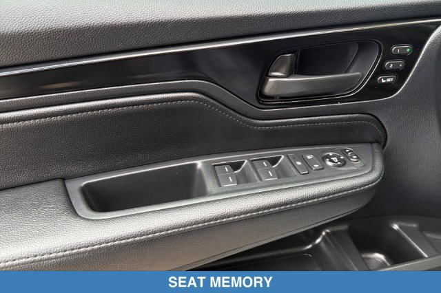 Certified 2026 Honda Odyssey Touring image 12