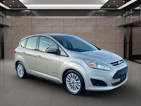 Used 2017 Ford C-MAX SE image 4