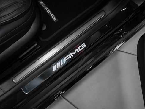 Used 2025 Mercedes-Benz S 63 AMG S image 32