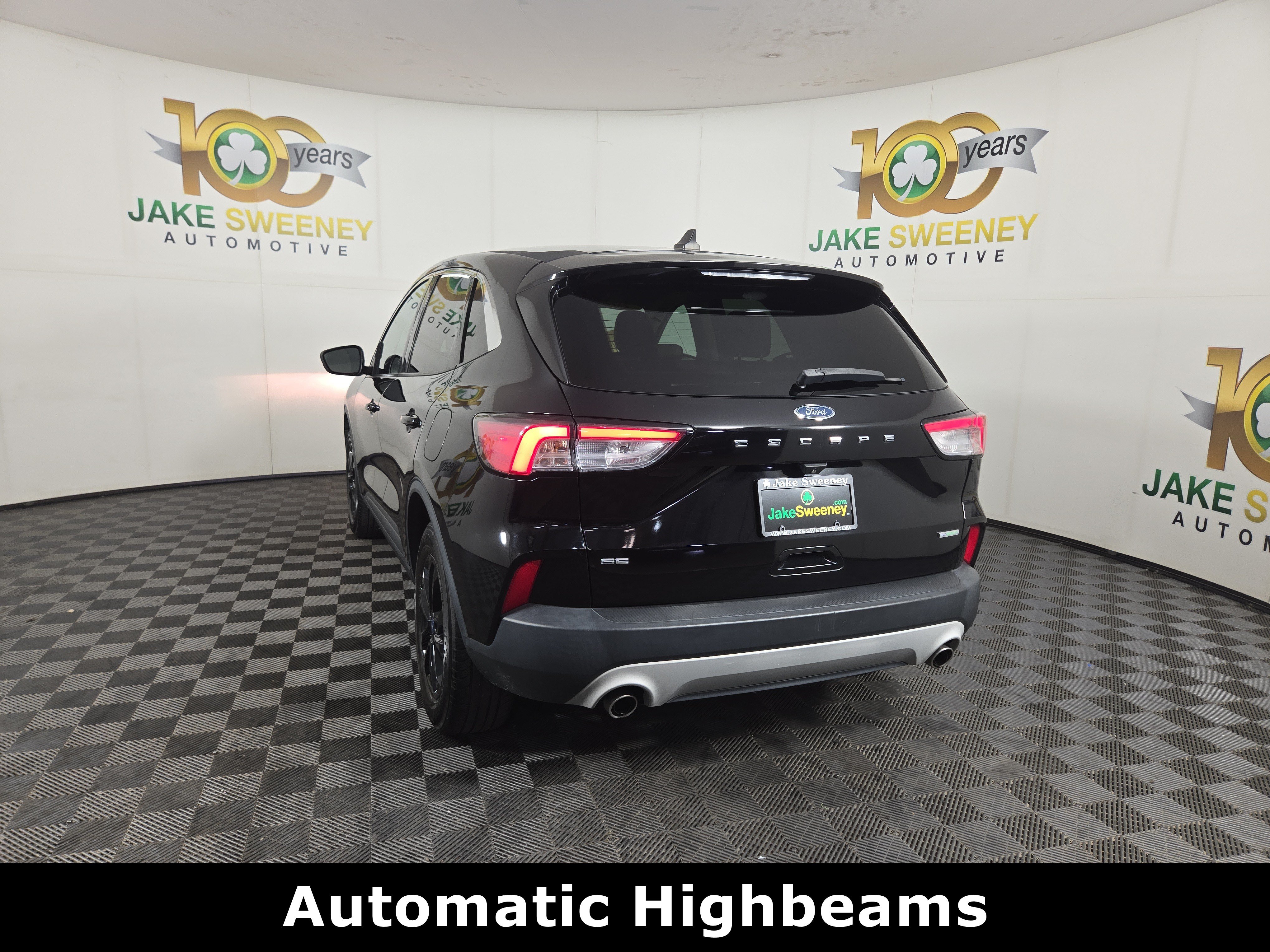 Used 2020 Ford Escape SE FWD image 6