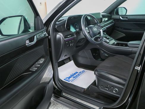 Used 2024 Hyundai Palisade Calligraphy AWD/4WD image 3