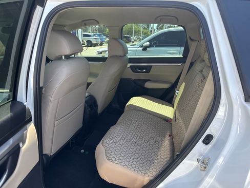 Used 2019 Honda CR-V LX image 9