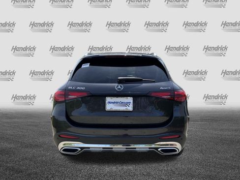 Certified 2025 Mercedes-Benz GLC 300 4MATIC image 8