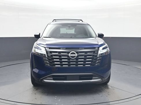New 2026 Nissan Pathfinder SL AWD/4WD image 2