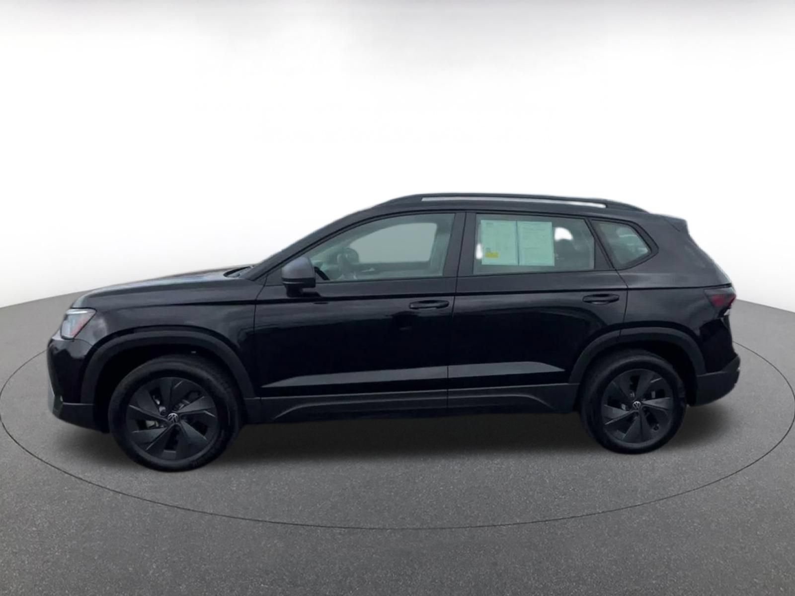Used 2026 Volkswagen Taos S FWD image 8