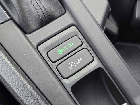 New 2025 Honda Accord SE image 33