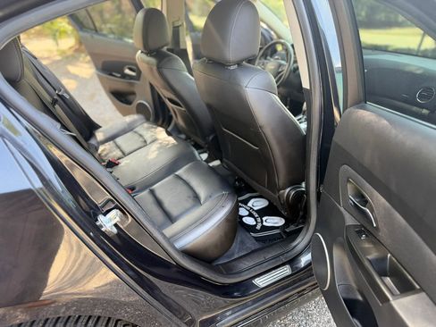 Used 2013 Chevrolet Cruze LTZ w/ Enhanced Safety Package FWD image 5