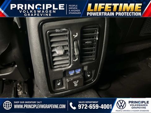 Used 2024 Dodge Durango GT RWD image 24