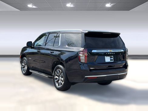 Used 2023 Chevrolet Tahoe LT w/ Luxury Package RWD image 3