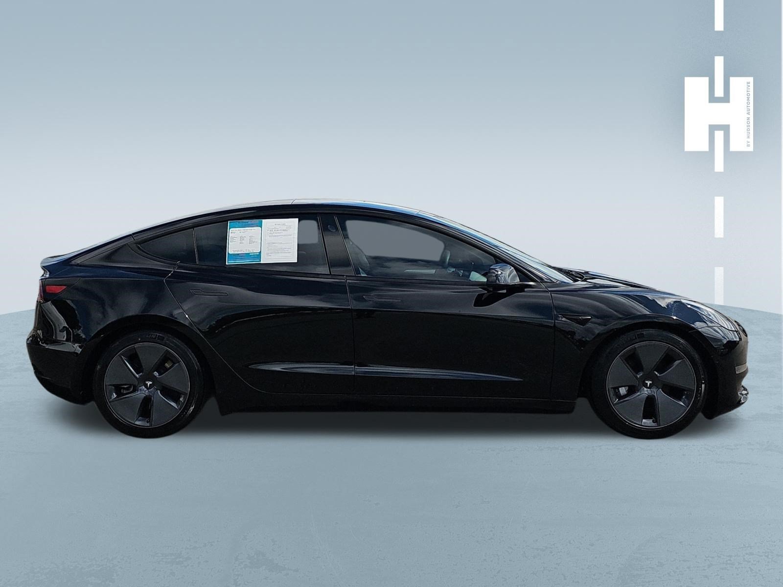 Used 2021 Tesla Model 3 Standard Range Plus RWD image 3
