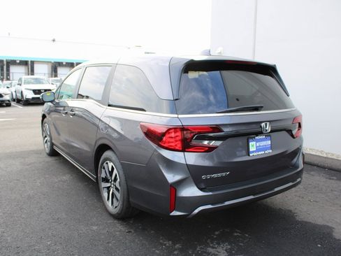 New 2026 Honda Odyssey EX-L image 9