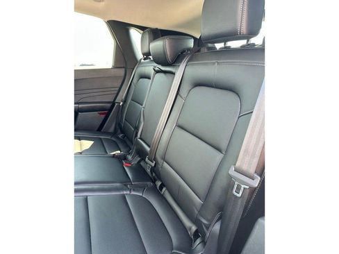 Used 2025 Ford Escape Platinum AWD/4WD image 17