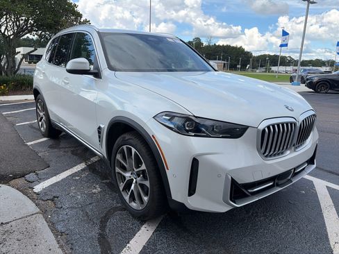 Used 2026 BMW X5 sDrive40i RWD image 3