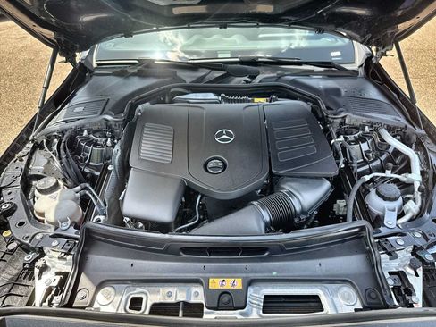 Used 2023 Mercedes-Benz C 300 4MATIC Sedan image 14