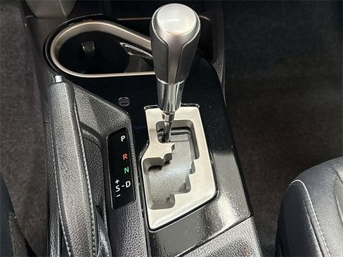 Used 2018 Toyota RAV4 Limited image 20