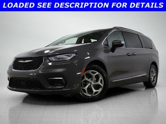 Used 2023 Chrysler Pacifica Limited video 1
