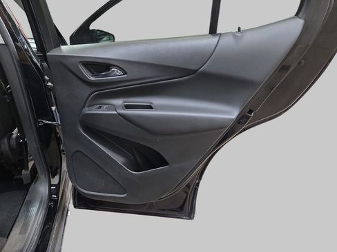 Used 2022 Chevrolet Equinox LT image 13