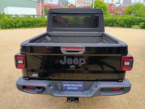 Used 2020 Jeep Gladiator Sport w/ Quick Order Package 23S AWD/4WD image 10