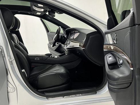 Used 2014 Mercedes-Benz S 63 AMG 4MATIC Sedan image 52