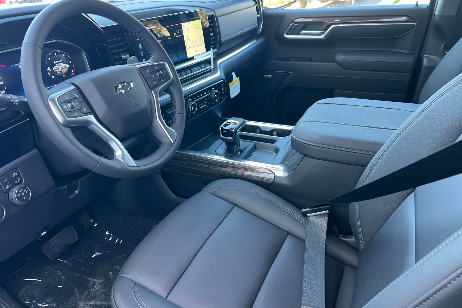New 2026 Chevrolet Silverado 1500 RST w/ Safety Package AWD/4WD image 7