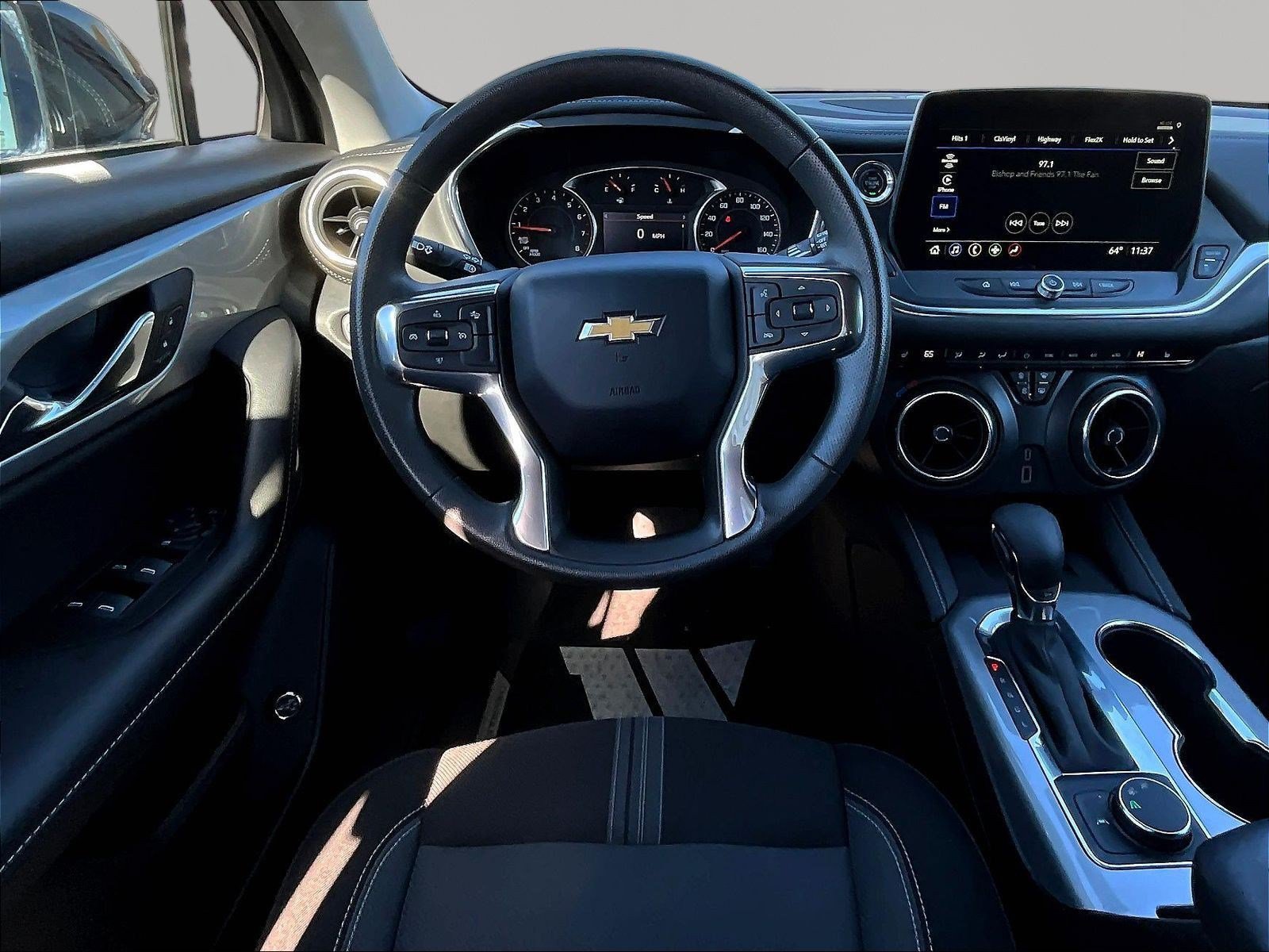 Used 2024 Chevrolet Blazer LT w/ Convenience Package FWD image 8