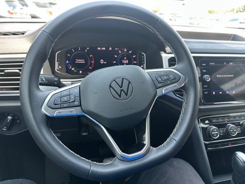 Used 2023 Volkswagen Atlas Cross Sport SE AWD/4WD image 27