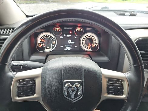 Used 2018 RAM 1500 Laramie AWD/4WD image 20