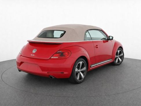 Used 2013 Volkswagen Beetle Turbo FWD image 6